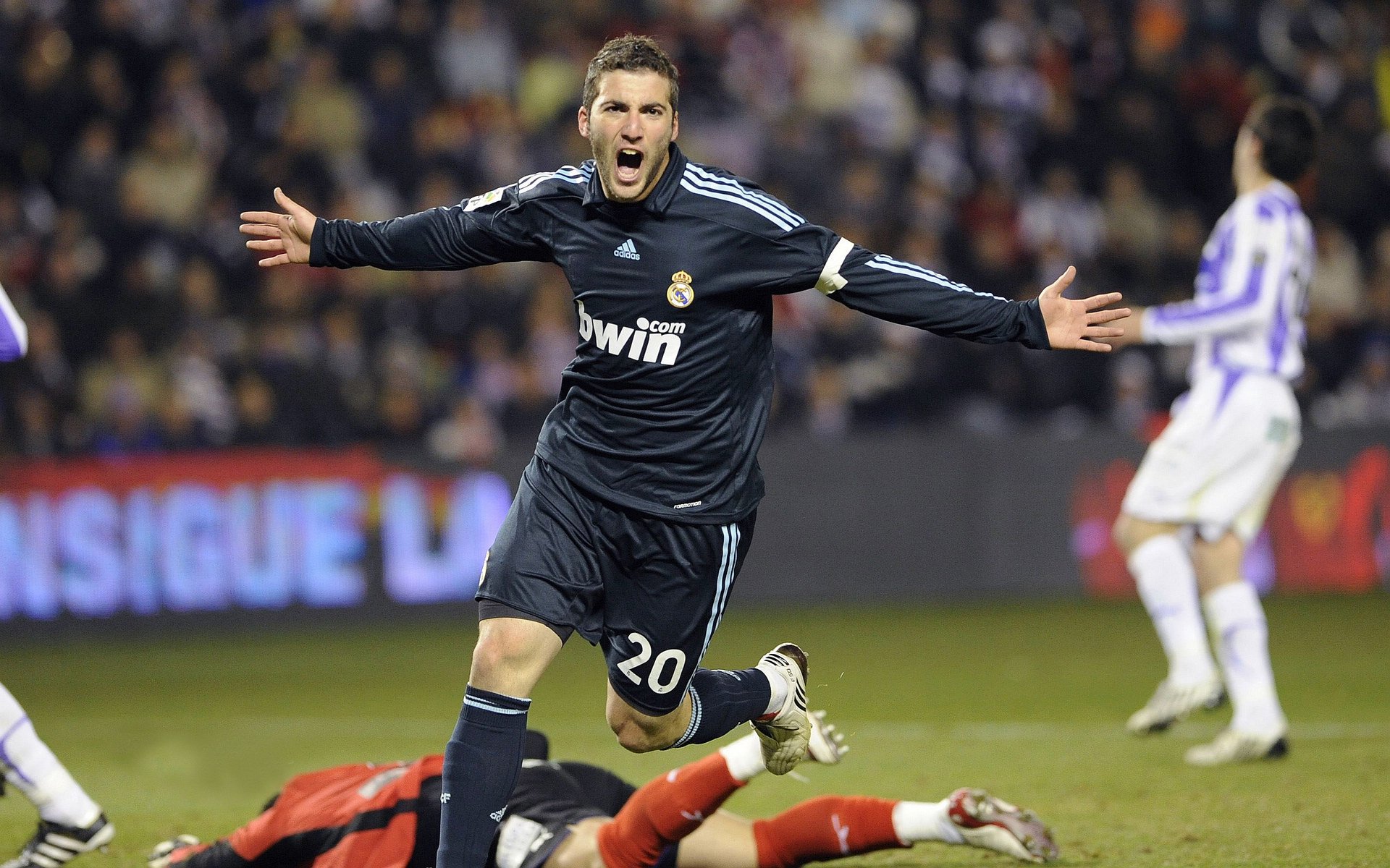 足球文化节在北京盛大开幕，梦想展新篇，足球文化节标志图片